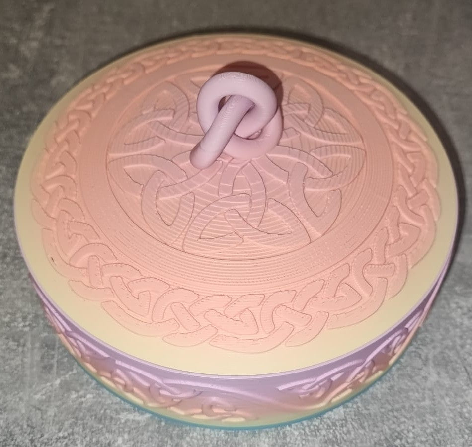 Art 0304 Dose mit Muster | 3D-gedruckt | ca 13cm Durchmesser und 8cm hoch| PLA matt Regenbogen | Deko Home Geschenk