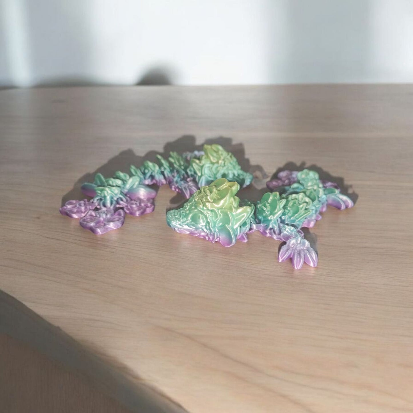 Art 046 Flexi Orchideen-Drache | 3D-gedruckter beweglicher Drache | ca. 15,5 cm lang | PLA Farbverlauf Deko & Geschenk für Fantasy-Fans Art 046