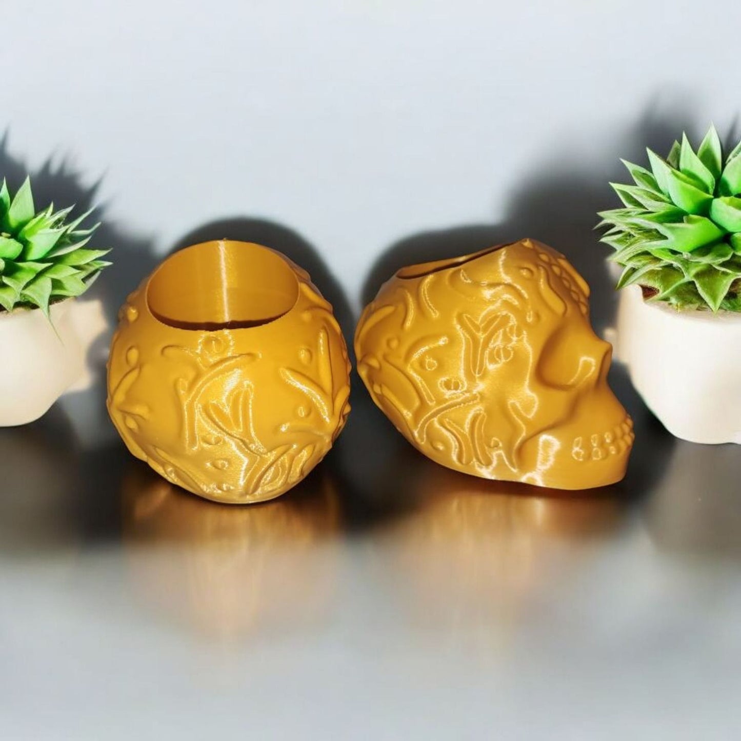 Art 080 Deko Totenkopf | 3D-gedruckter Stiftehalter/behälter | 10cm Höhe & 13,5cm Tiefe | PLA Goldfarbend Deko Home Geschenk Art 080