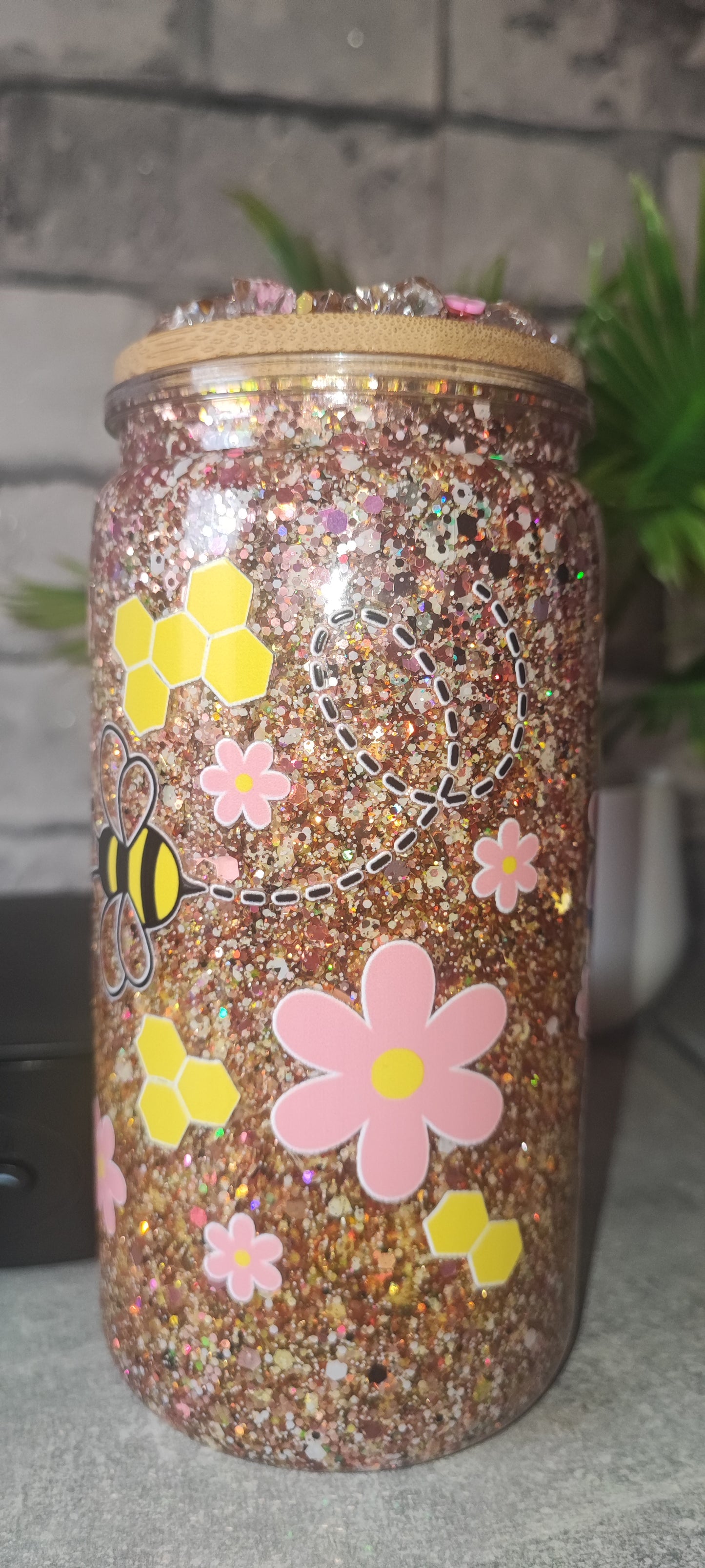 Glitzer Becher mit UV Dtf Aufkleber inkl Strohhalm Deko Deckel Kunststoff Blumen Bienen