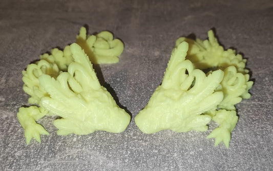 Art. 0185 Flexi Herz-Drache | 3D-gedruckter beweglicher Drache | ca. 15cm cm lang | PLA hellgelb Deko & Geschenk für Fantasy-Fans Art. 0185