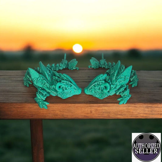 Art 064 Flexi Butterfly-Drache | 3D-gedruckter beweglicher Drache | ca. 23,5 cm lang | PLA Opal Grün  Deko & Geschenk für Fantasy-Fans Art 064