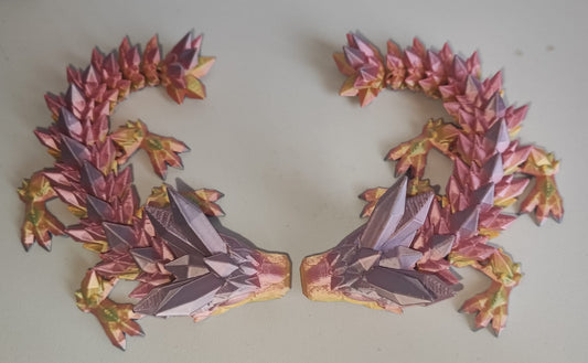 Art.0107 Baby Kristall Drache| 3D-gedruckter beweglicher Drache | 18,5 cm lang | PLA Farbverlauf Deko & Geschenk für Fantasy-Fans Art.0107