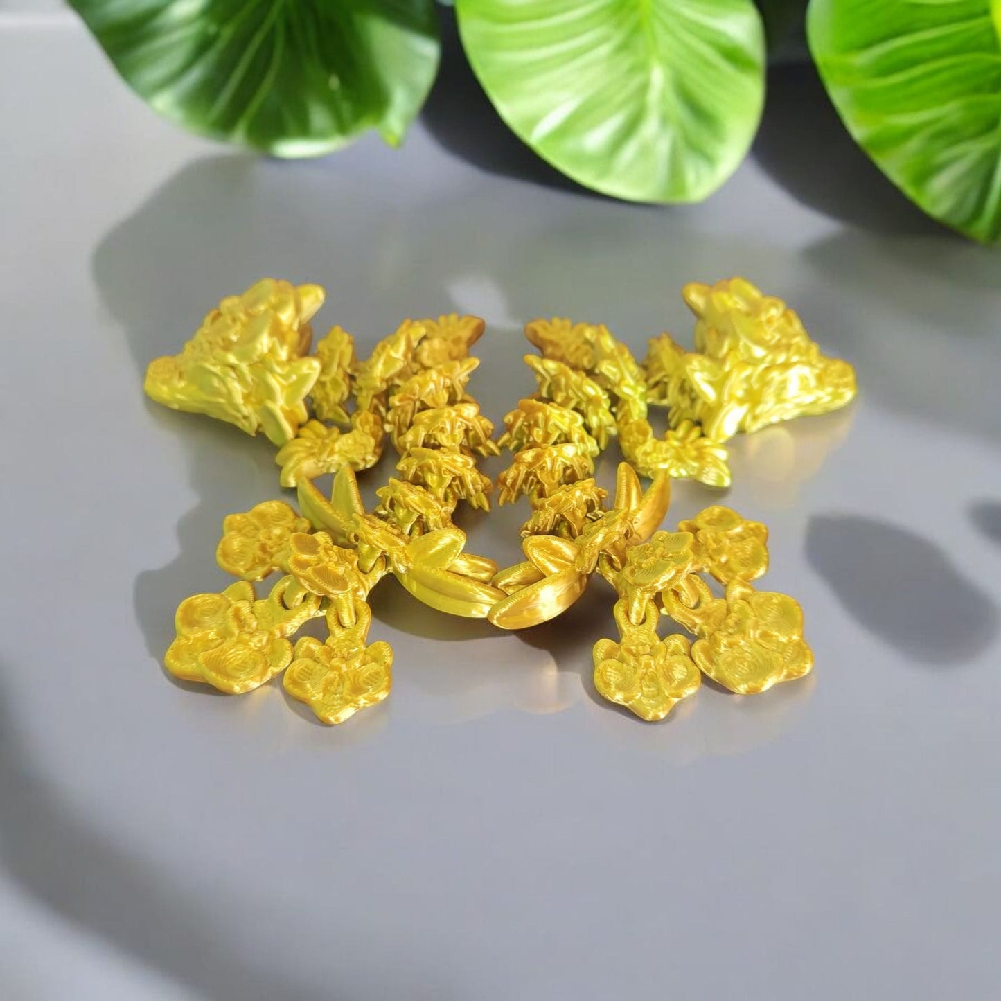 Art.033 Flexi Orchideen Drache| 3D-gedruckter beweglicher Drache | 15,0 cm lang | PLA Silk Deko & Geschenk für Fantasy-Fans Art.033