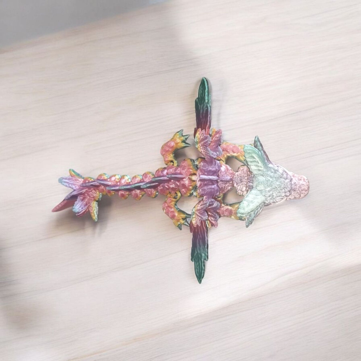 Art 040 Flexi Axolotl mit Flügel | 3D-gedruckter beweglicher Axolotl | ca. 18,5 cm lang | Flügelspannweite 9 cm | PLA Silk Deko & Geschenk für Fantasy-Fans Art 040