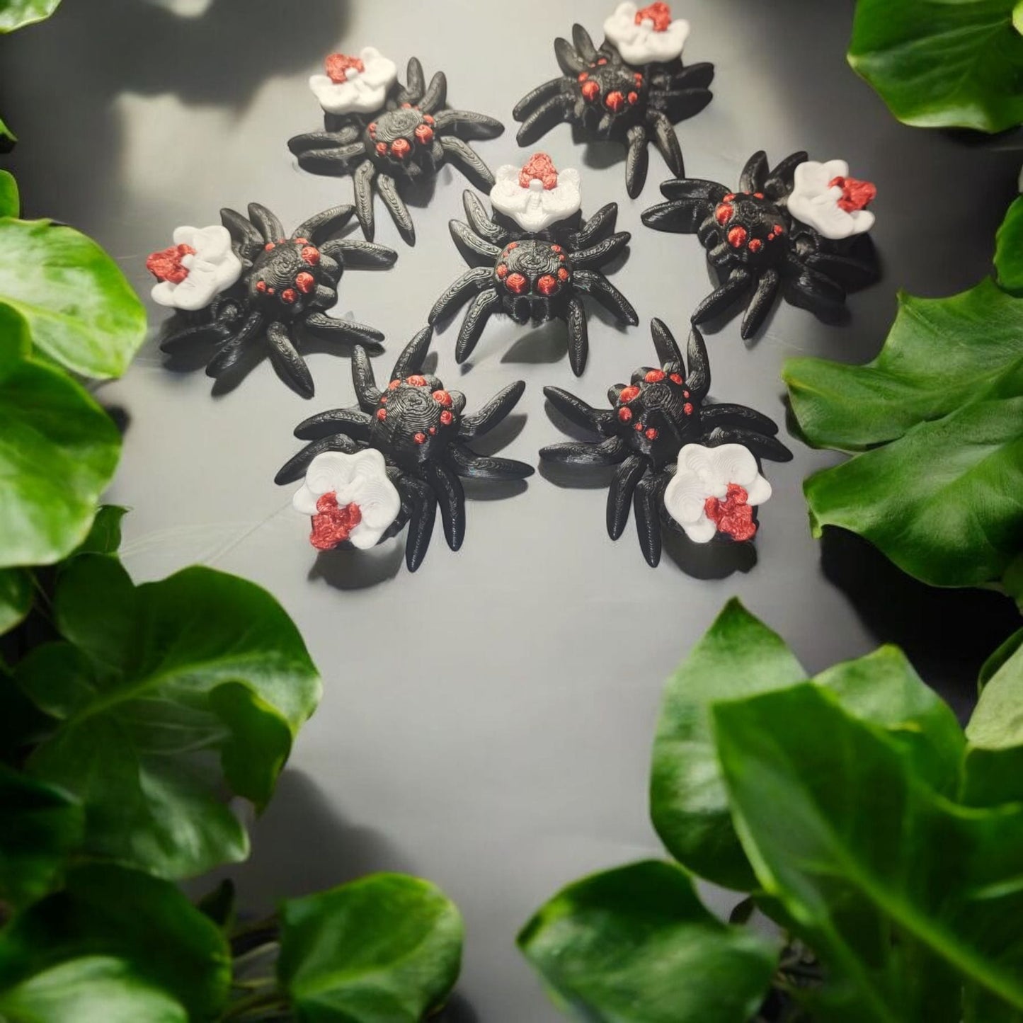 Artikel 004 Kleine Flexi Orchideenspinne | 3D-gedruckte | ca. 4,9 x 4,0cm | PLA Deko & Geschenk für Fantasy-Fans