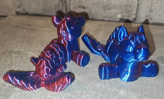 Art. 0226 Seepferdchen | 3D-gedruckt beweglich| ca 14,5 cm lang | PLA blau rot schimmernd Deko & Geschenk für Fantasy-Fans