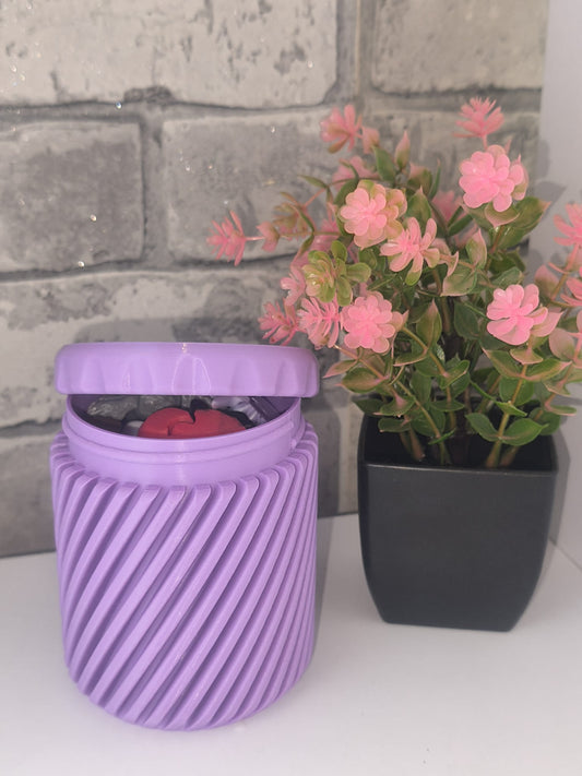 Mittlere Überraschungsdose mit 3D-gedruckten Flexi-Figuren D-004