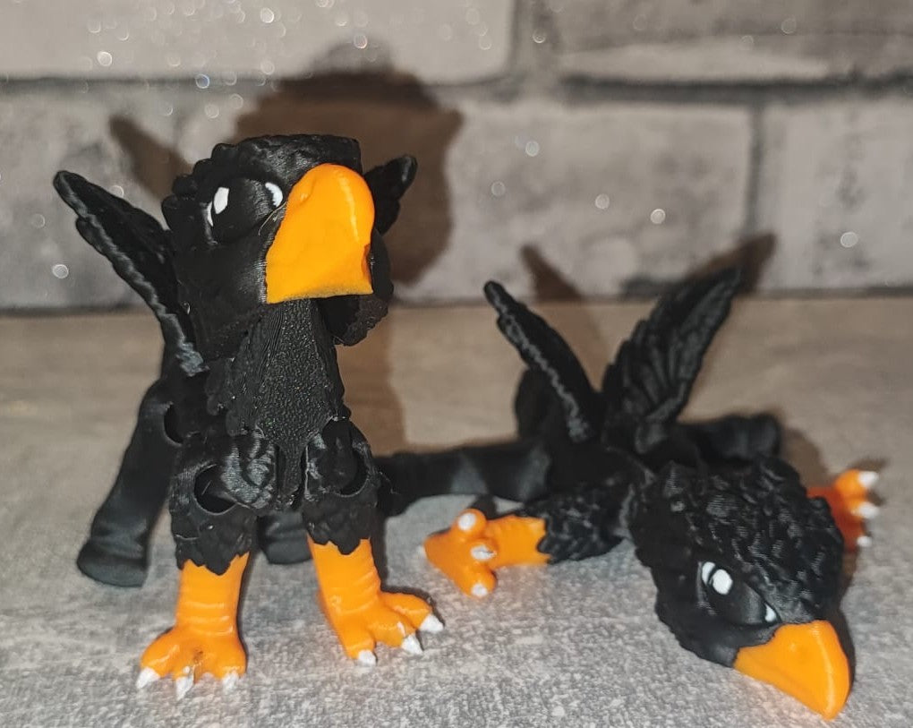 Art 0208 Hippo Greifvogel| 3D-gedruckt| 7,5cm hoch & 10cm lang| PLA schwarz orange weiß Deko Home Geschenk