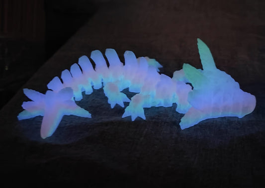 Art 0120 Flexi Leucht Axolotl | 3D-gedruckter beweglicher Axolotl | ca. 18 cm lang | PLA bunt leuchtend Deko & Geschenk für Fantasy-Fans Art 0120