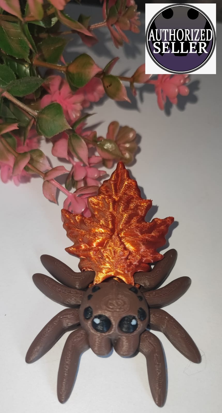 Flexi Spinne mit Herbstblatt| 3D-gedruckt|ca 8*5,5cm breit| PLA braun schwarz, Gold/Kupfer Deko & Geschenk für Fantasy-Fans Art 0382