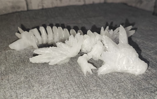 Art 0121 Flexi Leucht Axolotl mit Flügel | 3D-gedruckter beweglicher Axolotl | ca. 18,5 cm lang | PLA bunt leuchtend Deko & Geschenk für Fantasy-Fans Art 0121