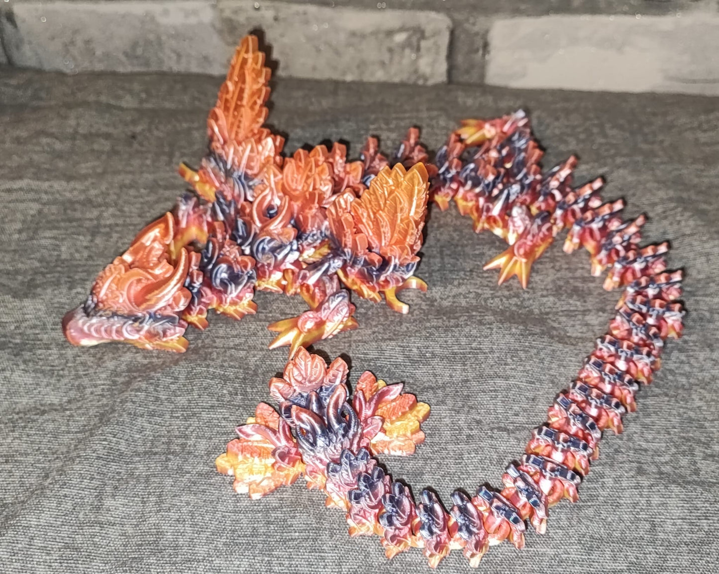 Art 0156 Flexi Mondflügel Drache | 3D-gedruckter beweglicher Drache | ca. 41,5 cm lang | PLA Regenbogen Deko & Geschenk für Fantasy-Fans Art 0156