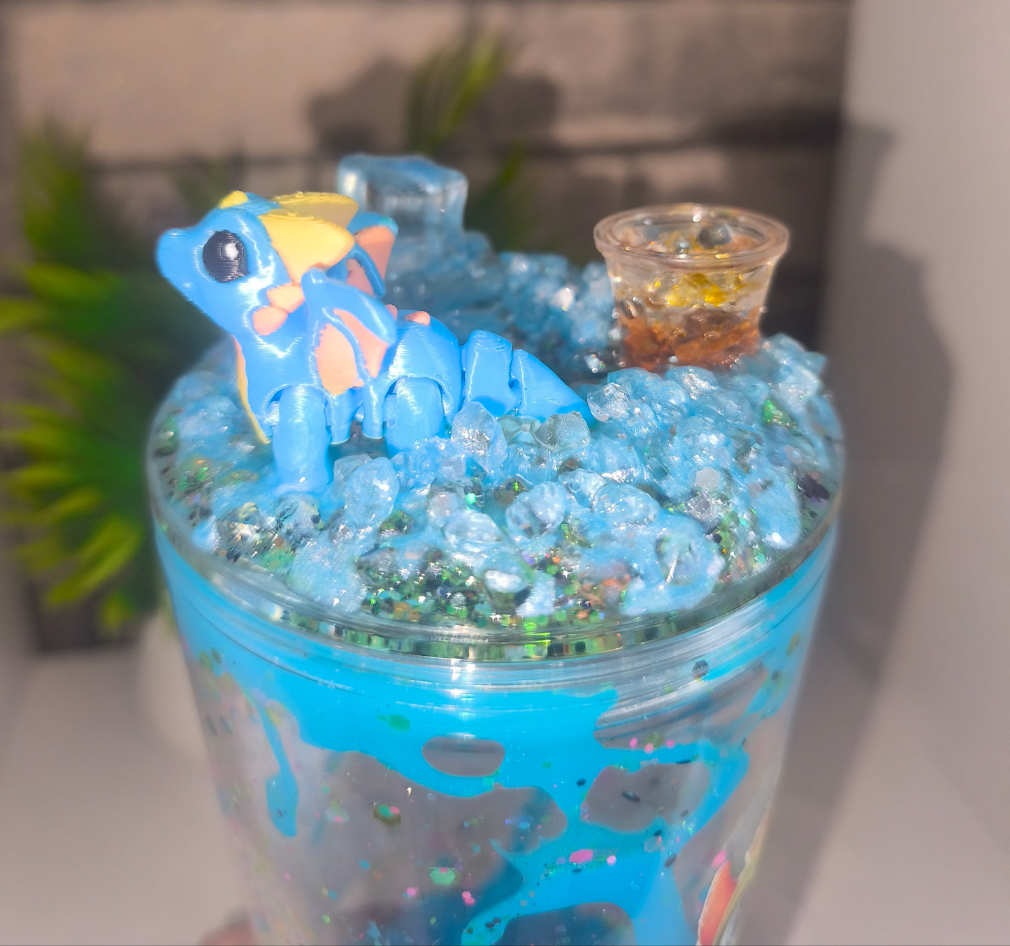Großer Lava Becher mit UV Dtf Aufkleber inkl Strohhalm Kunststoff 3D Druck Deckel Dino