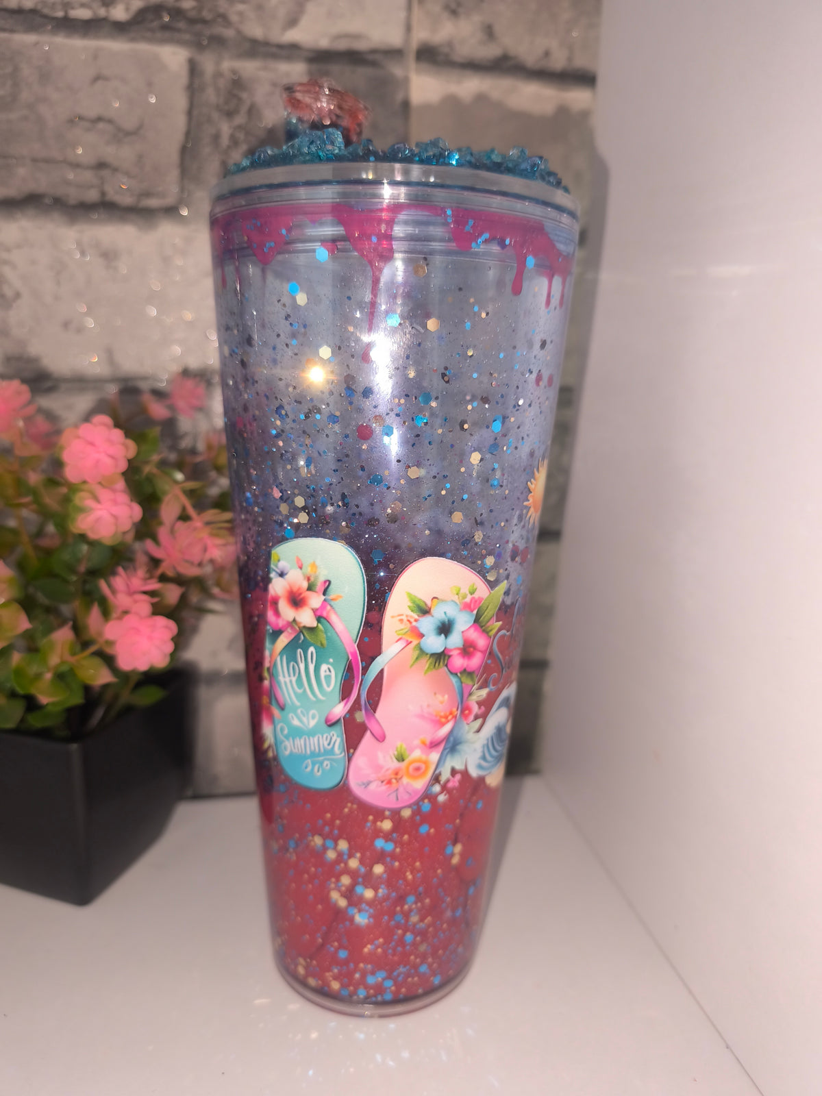 Großer Lava Becher mit UV Dtf Aufkleber inkl Strohhalm Kunststoff - Deko Deckel Strand