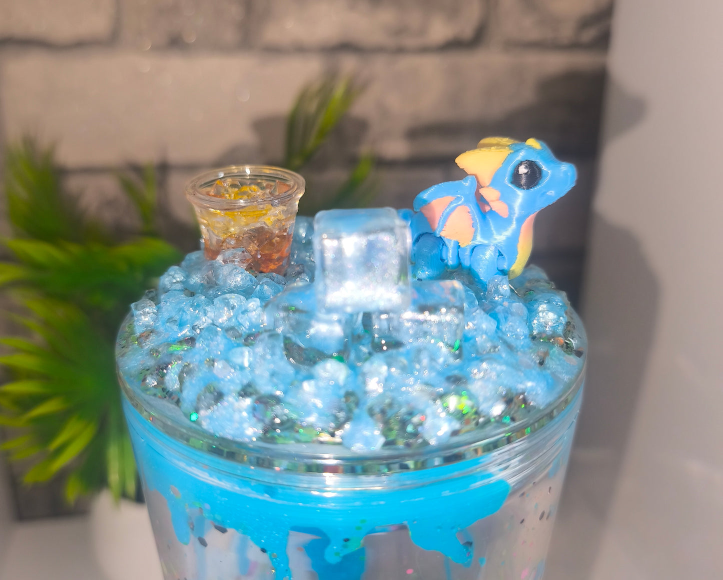 Großer Lava Becher mit UV Dtf Aufkleber inkl Strohhalm Kunststoff 3D Druck Deckel Dino