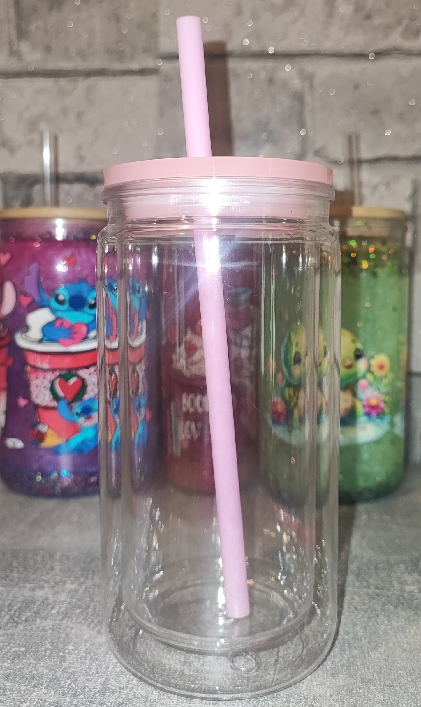 Glitzer Becher mit farbigen Strohhalm und UV Dtf Aufkleber - Kunststoff - Deckel farbig