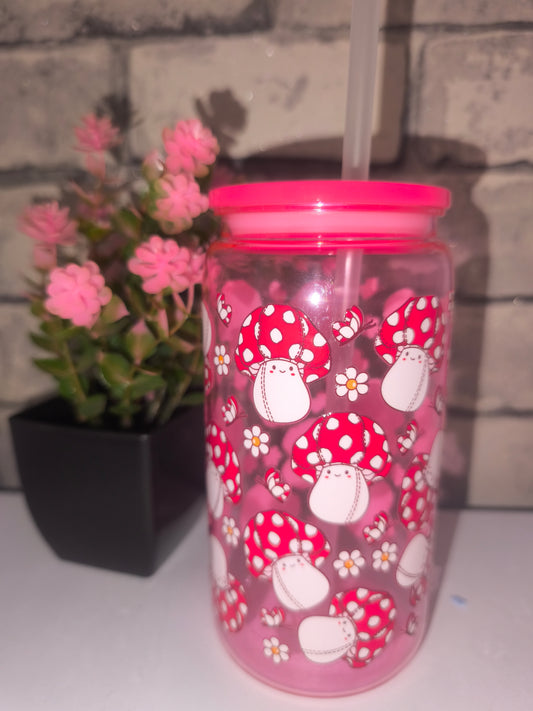 Pinker Kunststoff Becher mit UV Dtf Aufkleber inkl Strohhalm - Pilze