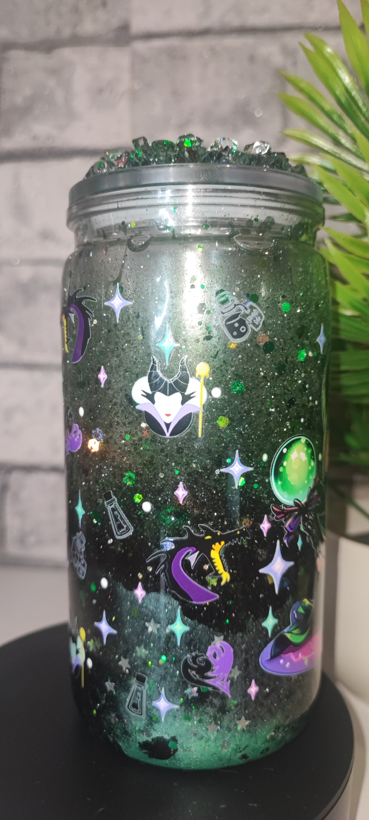 Zweifarbiger Lava Becher mit Deko Deckel inkl Strohhalm Kunststoff