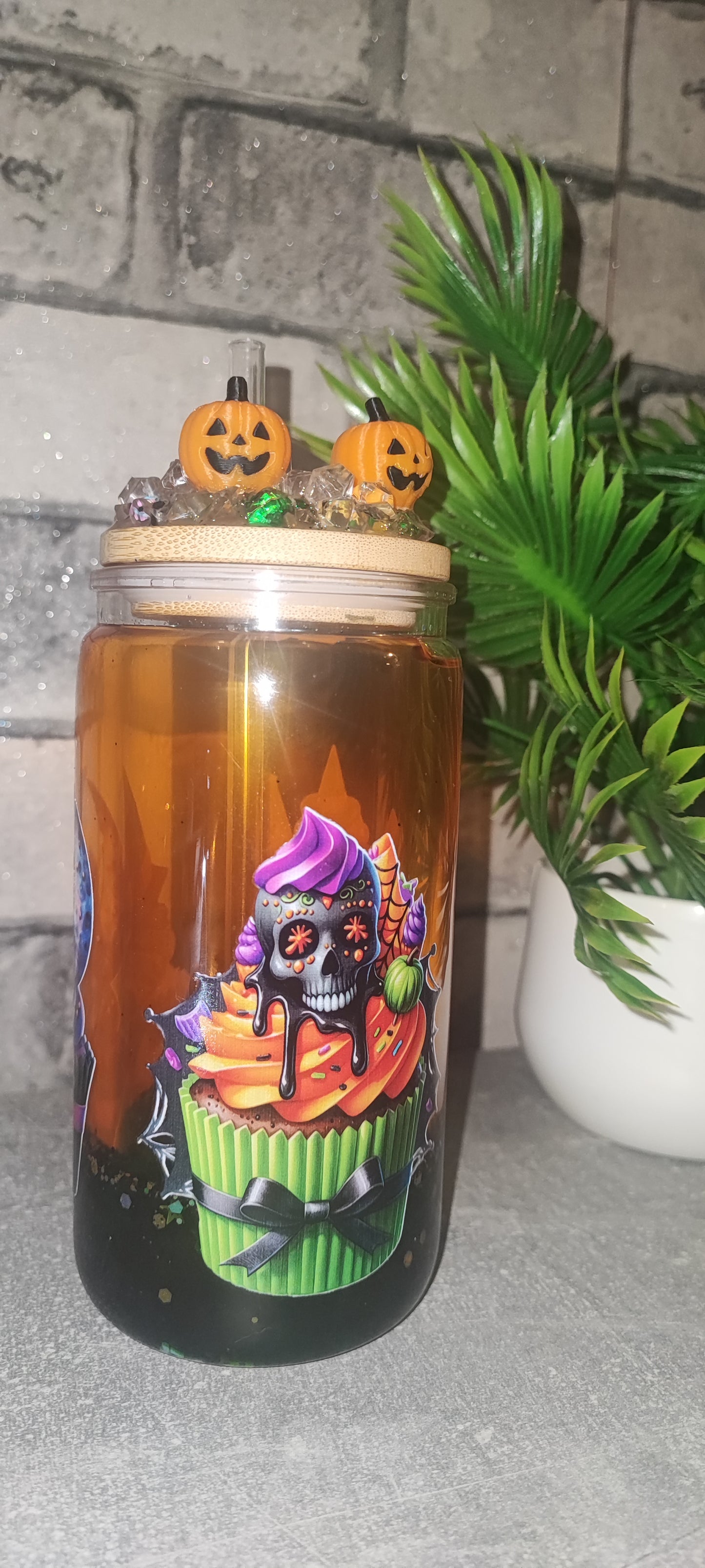 Grün/Orange Lava Becher mit Deko Deckel 3D Druck inkl Strohhalm - Kunststoff - Halloween