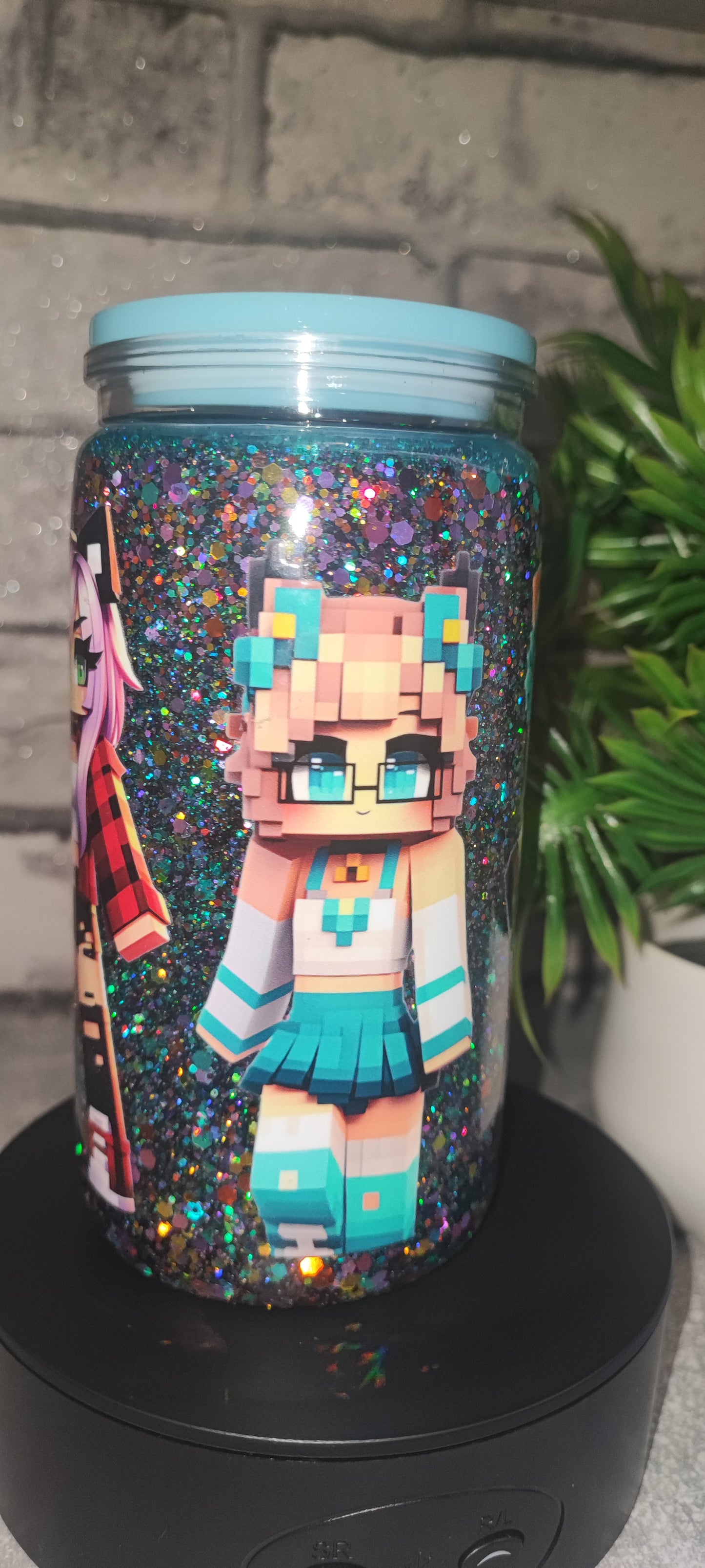 Glitzer Becher mit UV Dtf Aufkleber inkl Strohhalm Kunststoff blauer Deckel